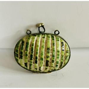 Snuffbox 